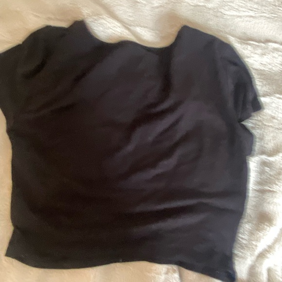 Garage mini black v-neck tee - Picture 2 of 4